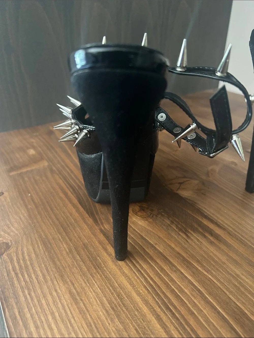 Sexy Gothic Black Spiked Platform open toed High Heels - size 38 or 7.5 NWOB